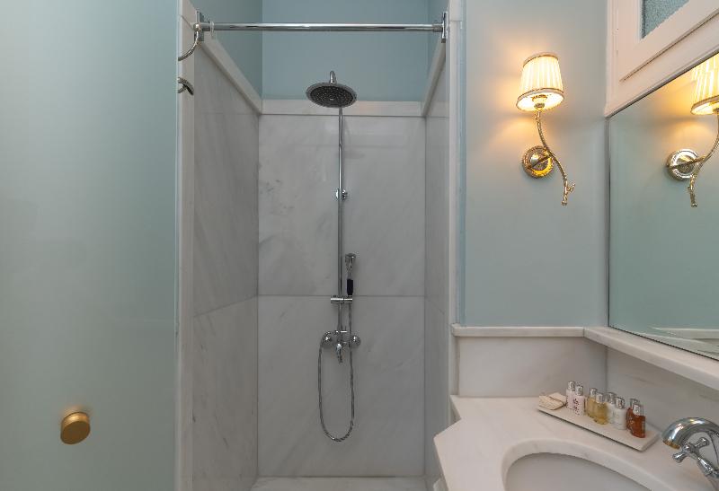 Noble Suites - Oda