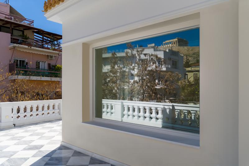 Noble Suites - Teras