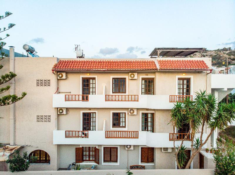 Alexandra Apartments - Genel
