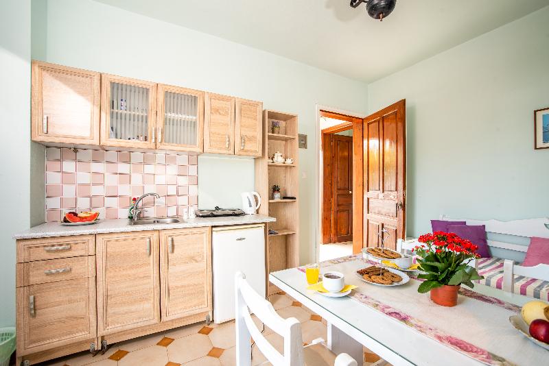 Alexandra Apartments - Oda
