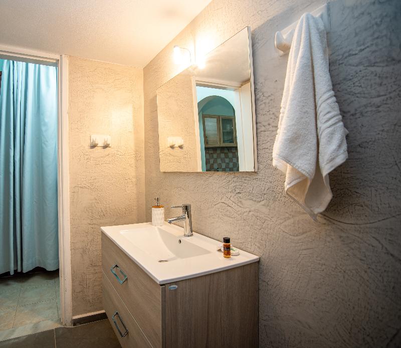 Alexandra Apartments - Oda