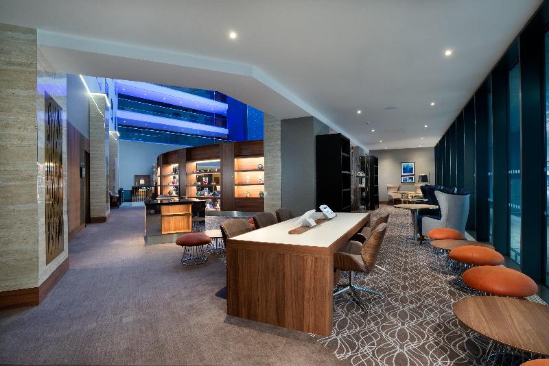 Crowne Plaza London Heathrow T4 - Toplantı