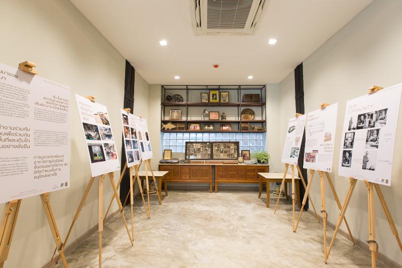 Prince Theatre Heritage Stay Hostel - Silom - Lobi