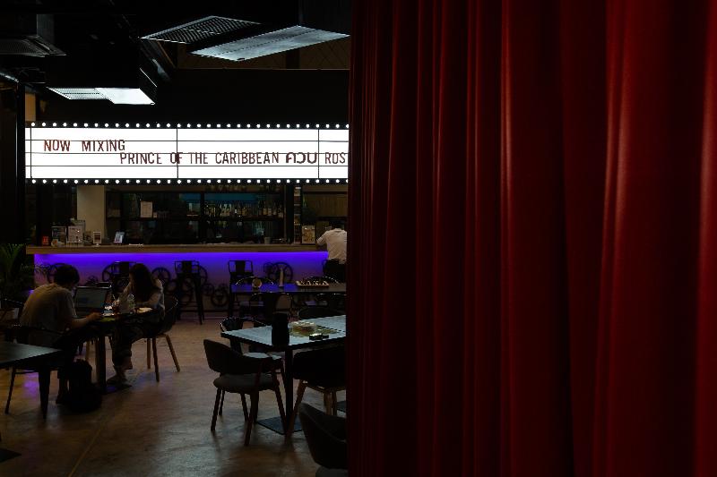 Prince Theatre Heritage Stay Hostel - Silom - Genel