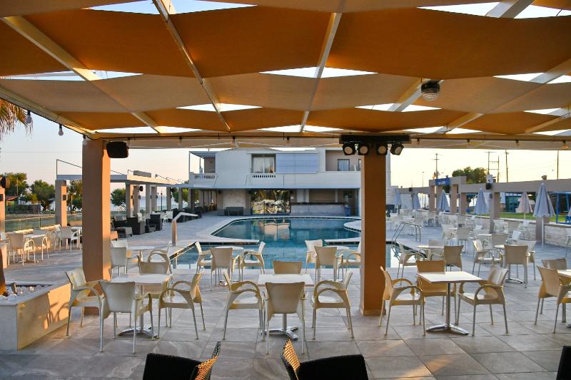 Castro Beach - Bar