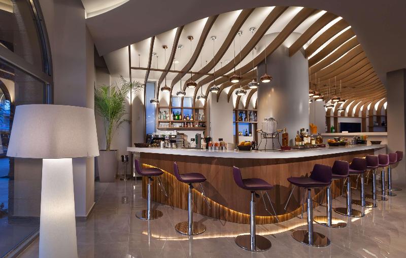 Blue Lagoon City Hotel - Bar