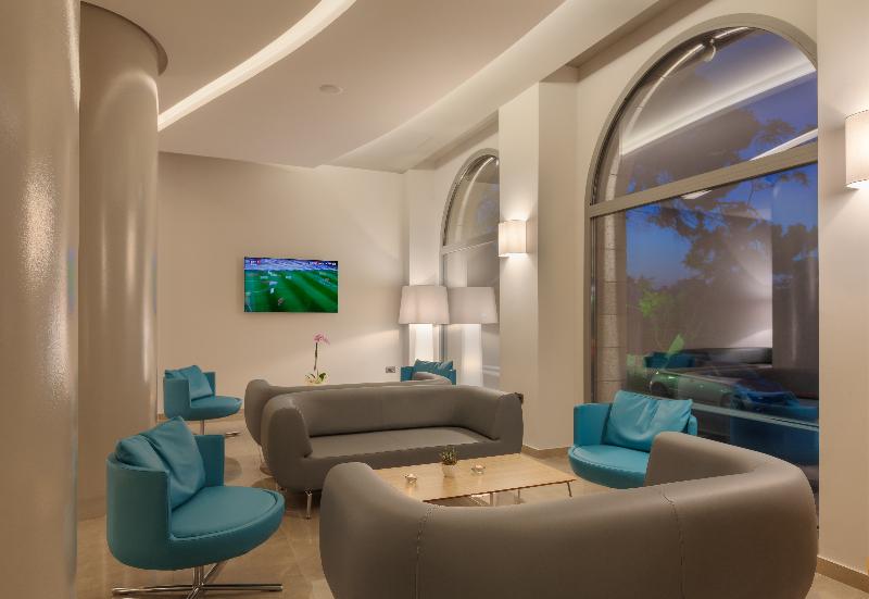 Blue Lagoon City Hotel - Lobi