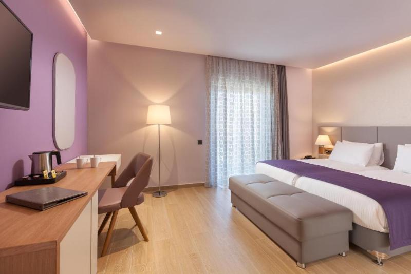 Blue Lagoon City Hotel - Oda
