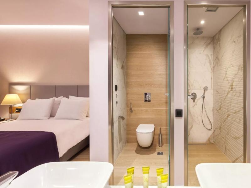 Blue Lagoon City Hotel - Oda