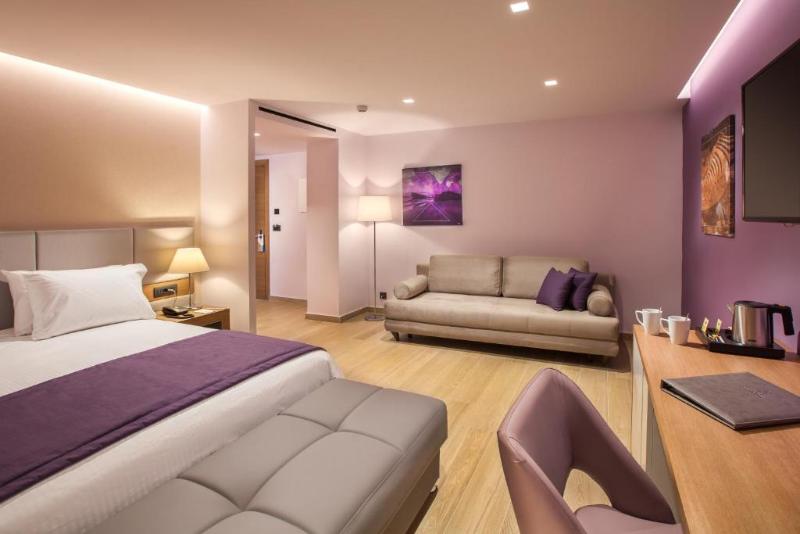 Blue Lagoon City Hotel - Oda