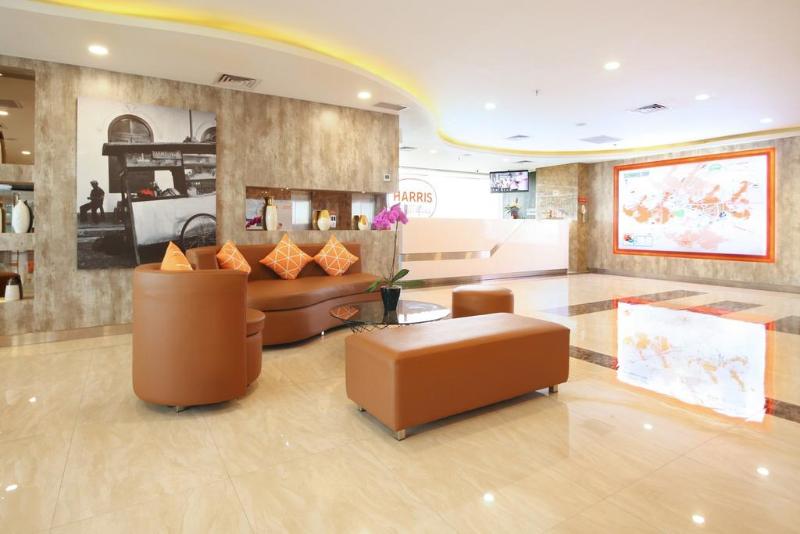 Harris Hotel Sentraland Semarang - Lobi