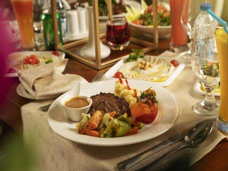 Olian Hotel - Restoran