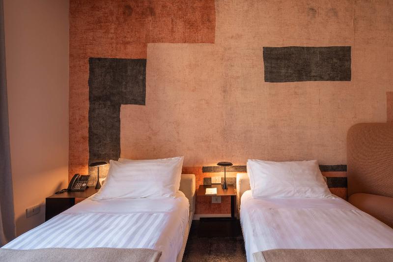 ARCO VECCHIO URBAN SUITES by EPOCA COLLECTION - Oda