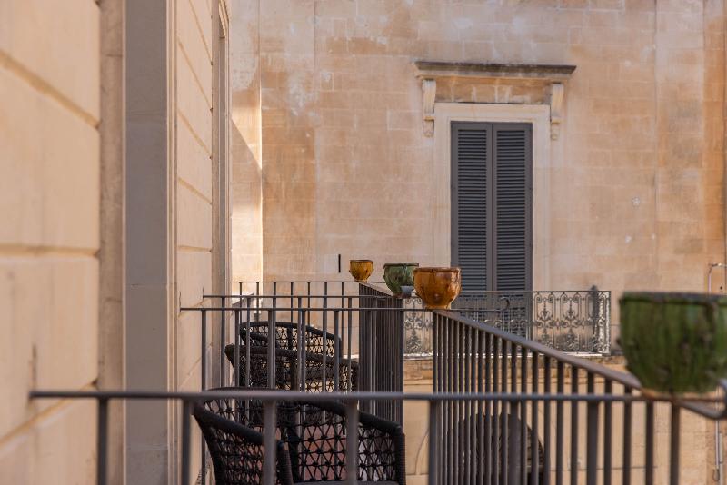 ARCO VECCHIO URBAN SUITES by EPOCA COLLECTION - Oda