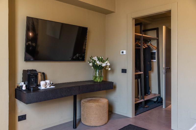 ARCO VECCHIO URBAN SUITES by EPOCA COLLECTION - Oda