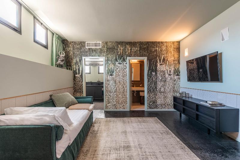 ARCO VECCHIO URBAN SUITES by EPOCA COLLECTION - Oda