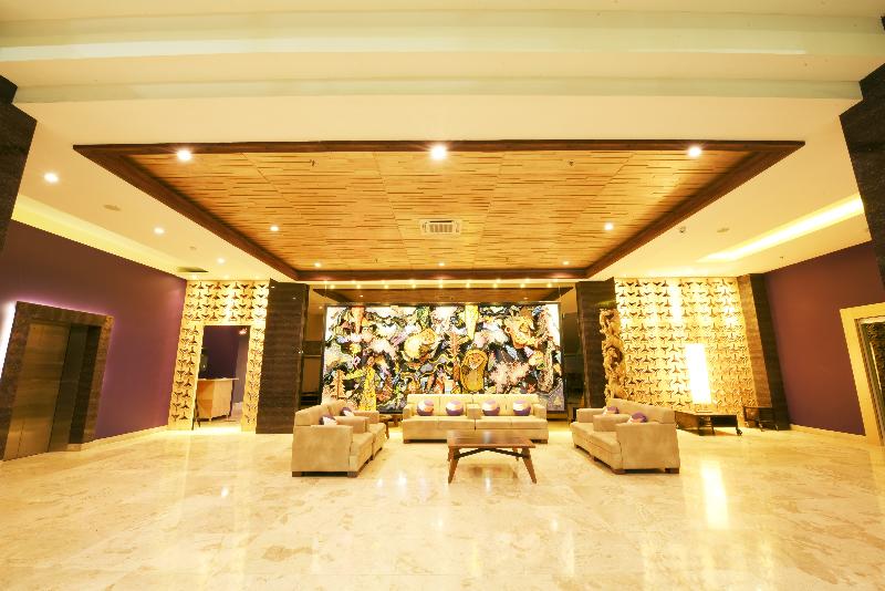 Fox Harris Hotel City Center Bandung - Lobi