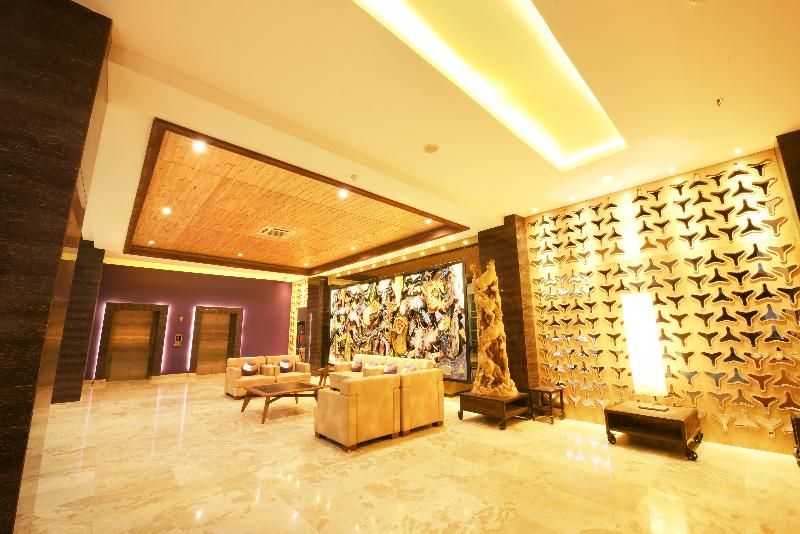 Fox Harris Hotel City Center Bandung - Lobi