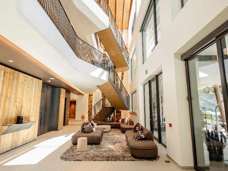 Grand Hotel Courmayeur Mont Blanc - Lobi
