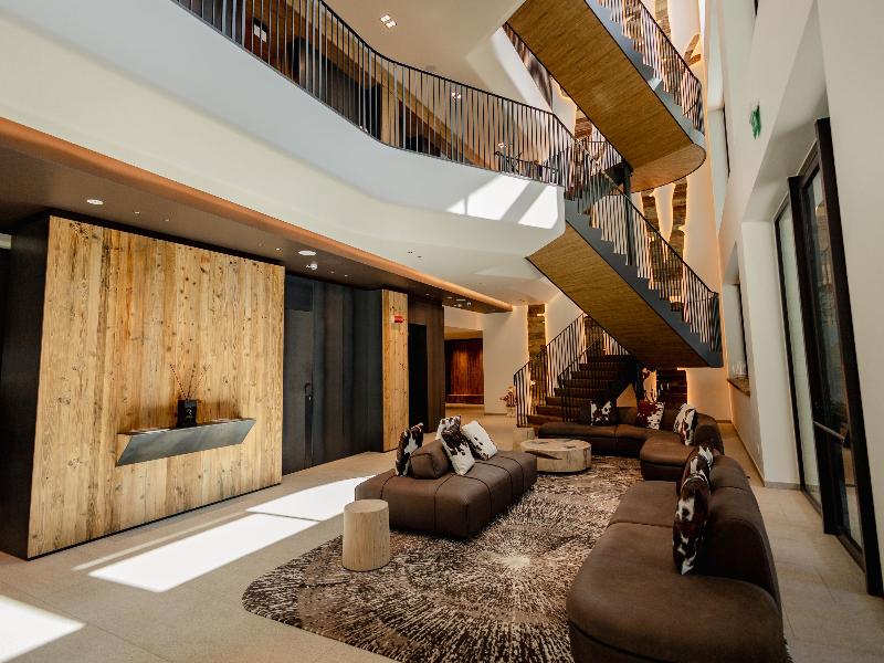 Grand Hotel Courmayeur Mont Blanc - Lobi