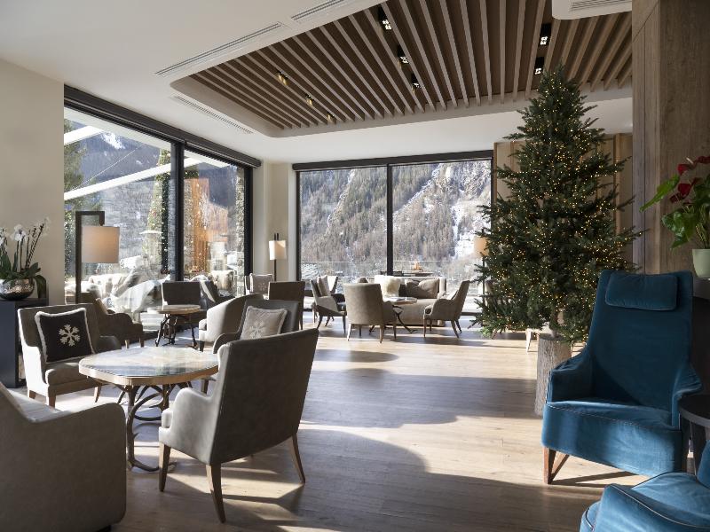 Grand Hotel Courmayeur Mont Blanc - Lobi