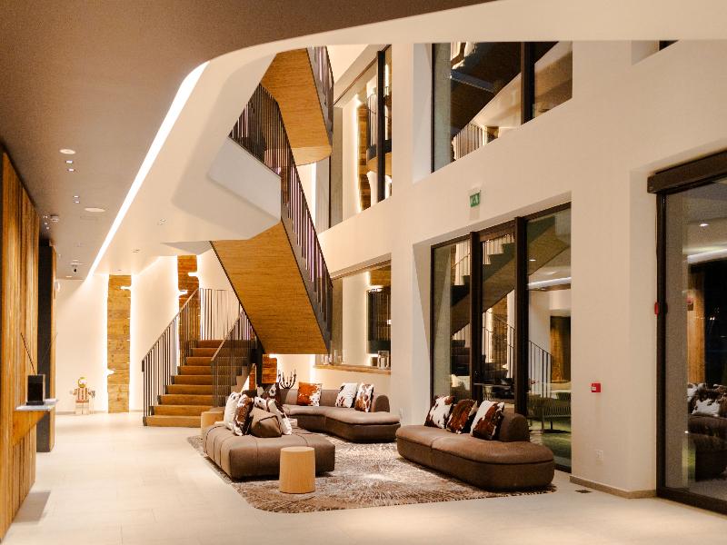 Grand Hotel Courmayeur Mont Blanc - Lobi