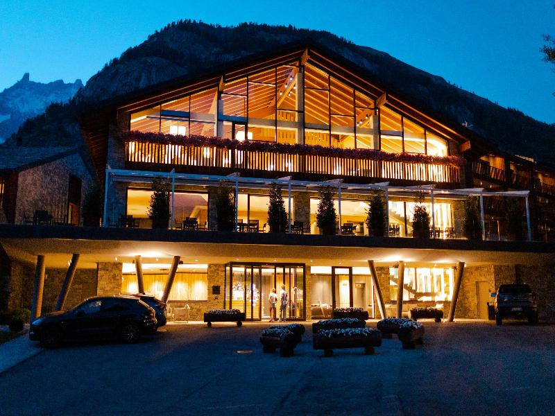Grand Hotel Courmayeur Mont Blanc - Genel