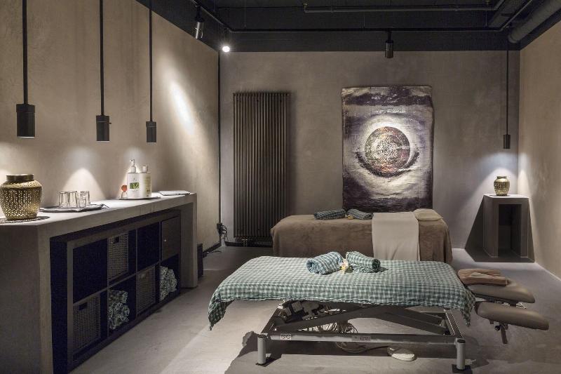 Trafo Hotel Baden - Aktivite