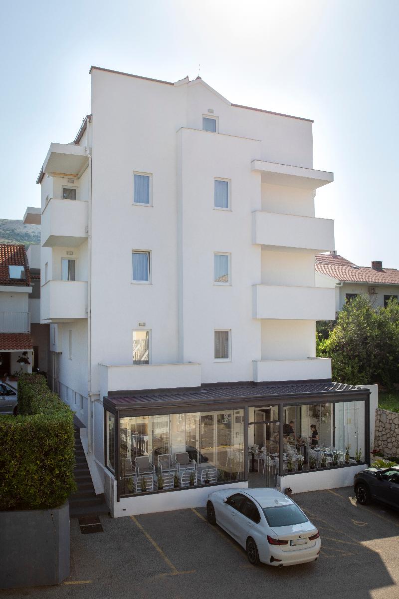 Boutique Hotel Intermezzo Pag Centre - Genel