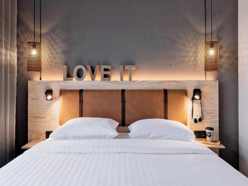Moxy Duesseldorf South - Oda