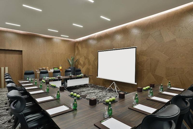 Courtyard Al Barsha, Dubai - Genel