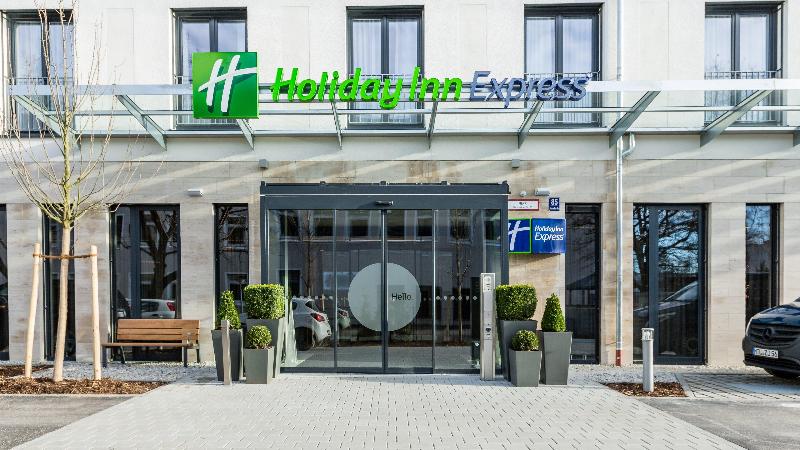 Holiday Inn Express Munich City East - Genel