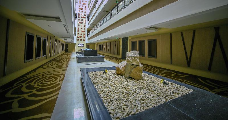Golden Tulip Hotel Buraidah Al Qassim - Lobi