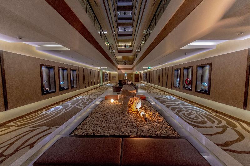 Golden Tulip Hotel Buraidah Al Qassim - Lobi