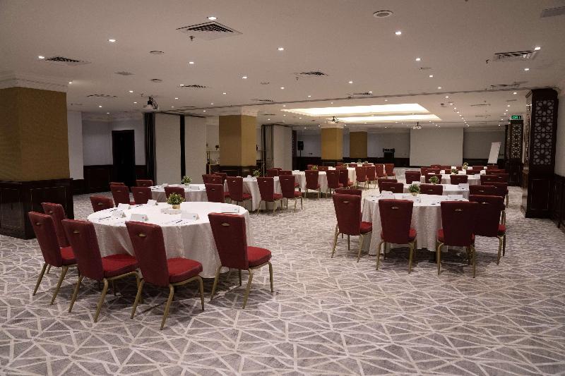 Golden Tulip Hotel Buraidah Al Qassim - Toplantı