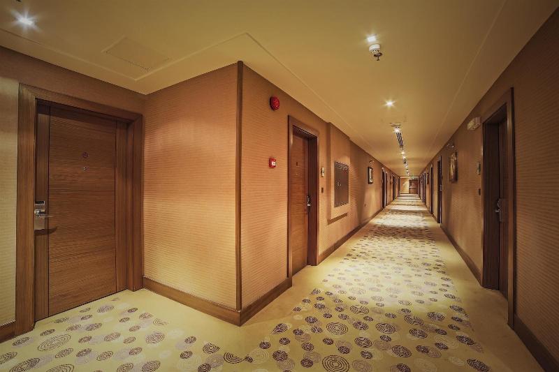 Golden Tulip Hotel Buraidah Al Qassim - Oda