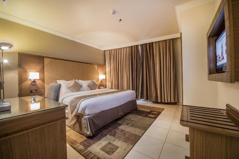 Golden Tulip Hotel Buraidah Al Qassim - Oda