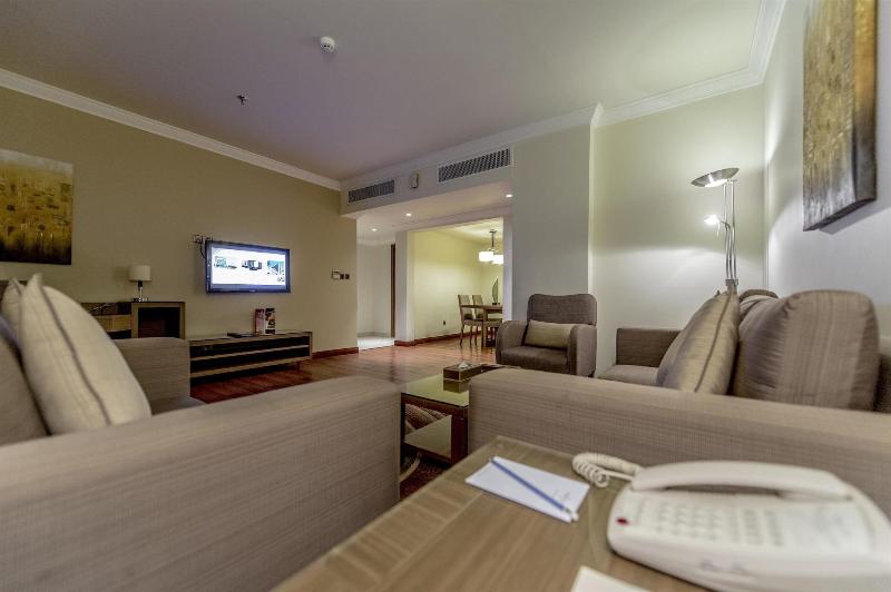 Golden Tulip Hotel Buraidah Al Qassim - Oda