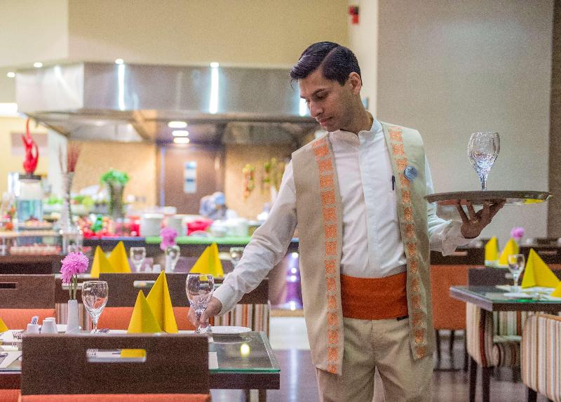 Golden Tulip Hotel Buraidah Al Qassim - Restoran