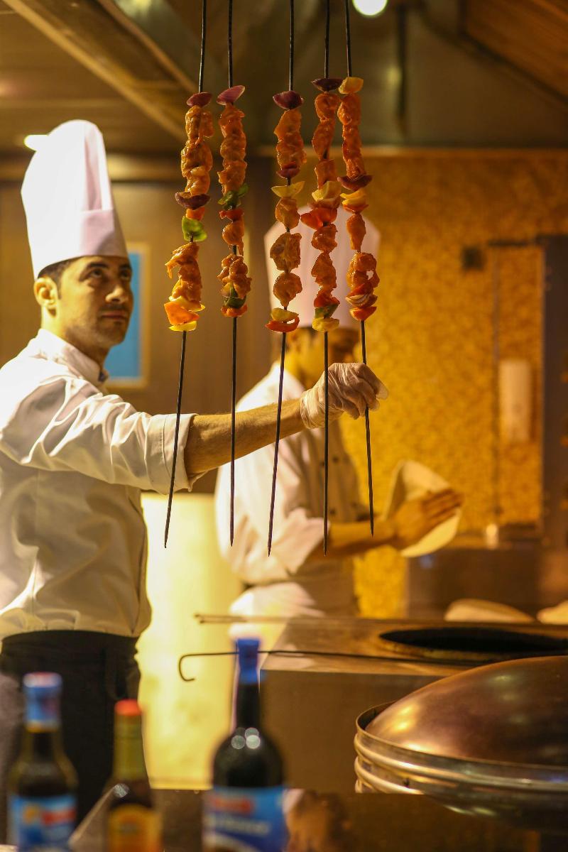Golden Tulip Hotel Buraidah Al Qassim - Restoran
