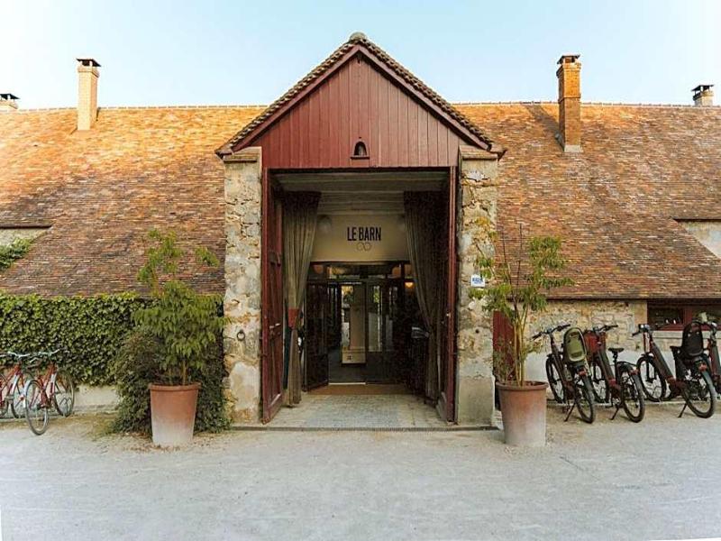 Le Barn - Genel
