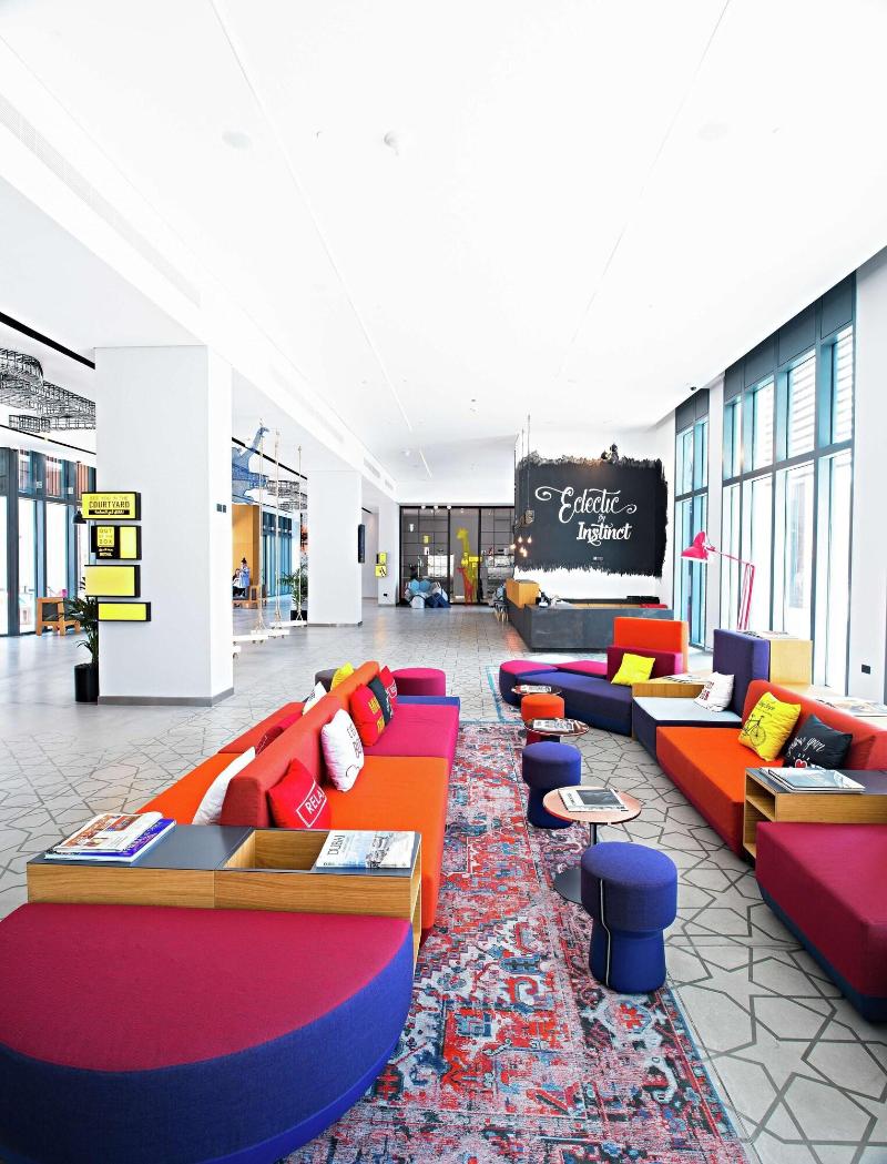 Hampton by Hilton Dubai Al Seef - Lobi