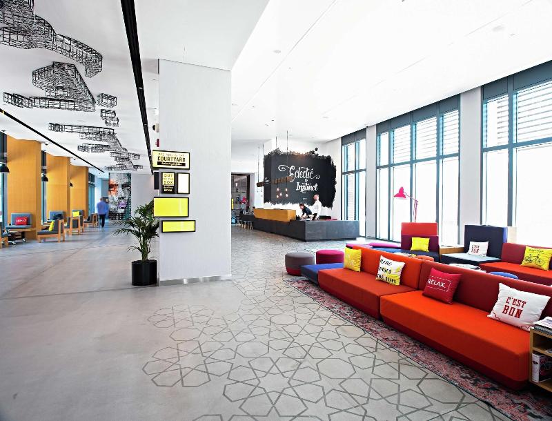 Hampton by Hilton Dubai Al Seef - Lobi