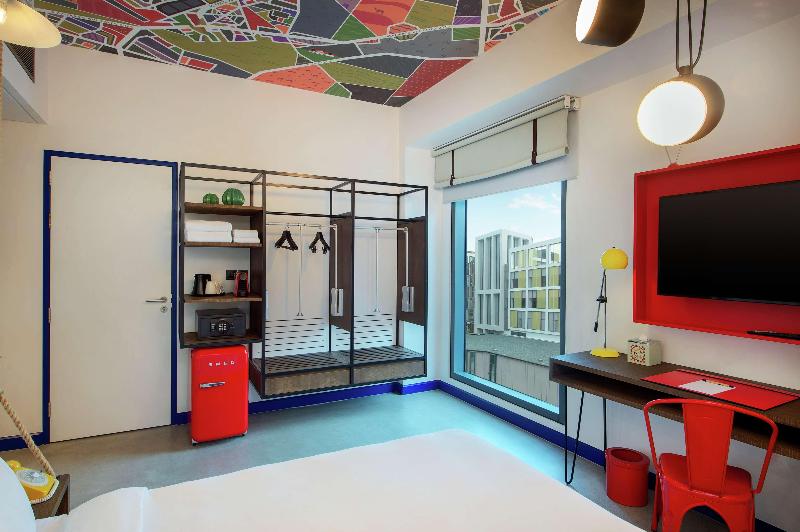 Hampton by Hilton Dubai Al Seef - Oda