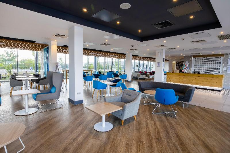 Holiday Inn Express Manchester - Trafford City - Bar