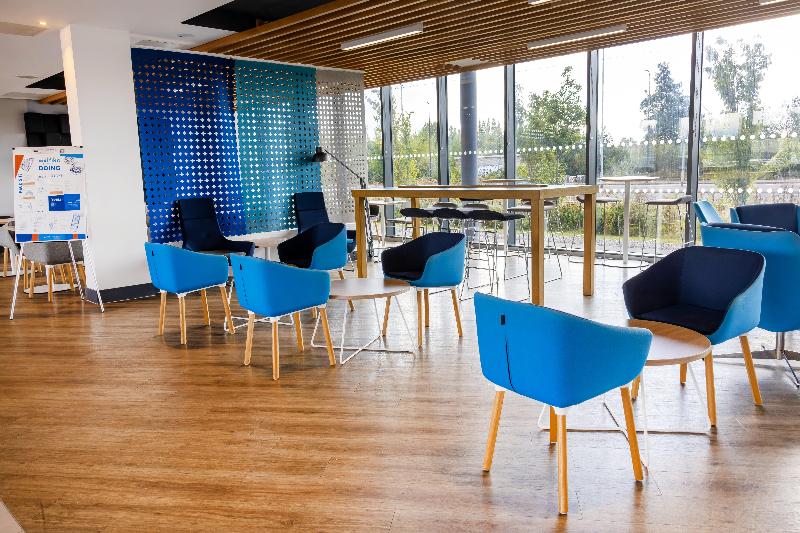 Holiday Inn Express Manchester - Trafford City - Bar