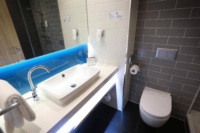 Holiday Inn Express Manchester - Trafford City - Oda