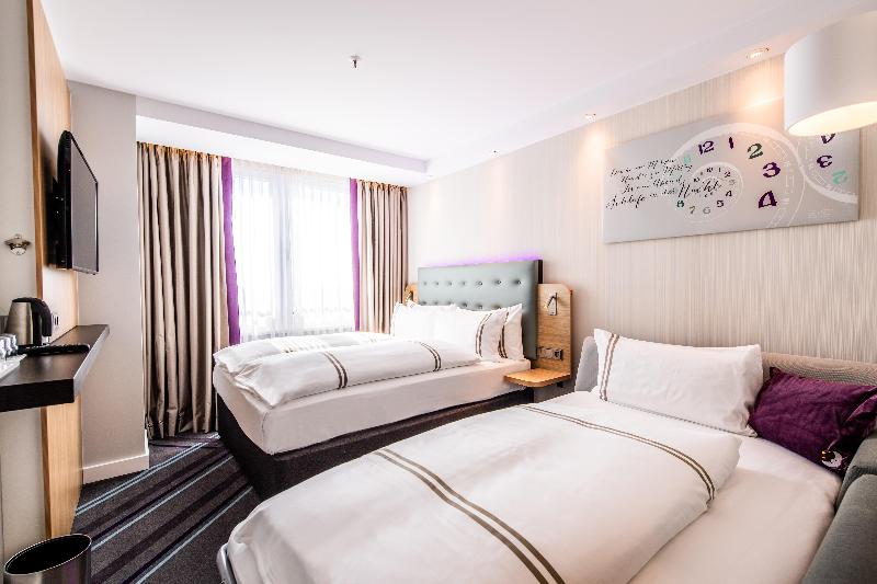 Premier Inn Köln City Süd - Oda