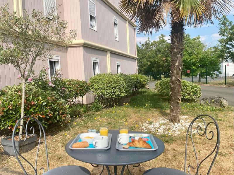 Kyriad Orléans Ouest - Restoran