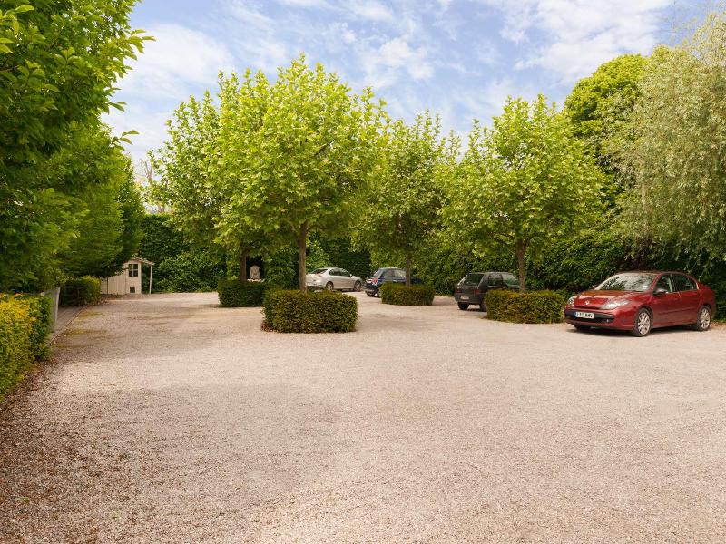 Les Jardins d'Ulysse, The Originals Relais - Genel